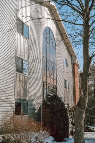 Nashua, NH, photo 3 of 52