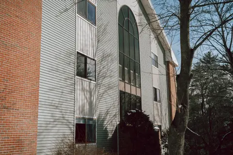Nashua, NH, photo 4 of 52